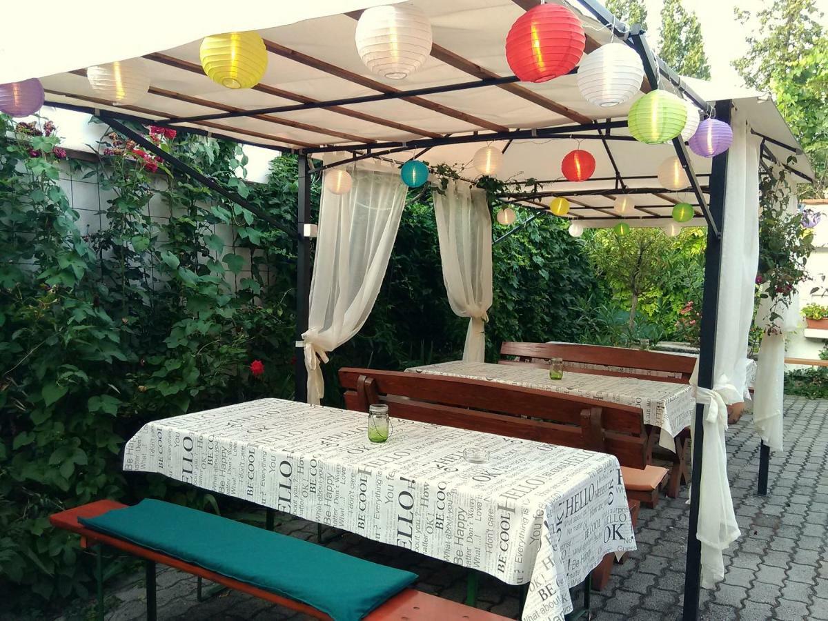 Burg Apartman Gyula Extérieur photo