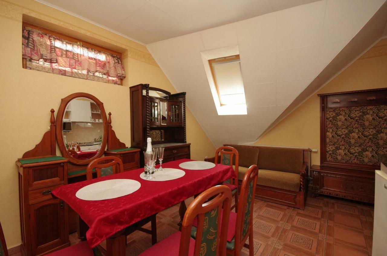 Burg Apartman Gyula Extérieur photo